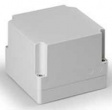 SPCP131310LG Cubo S 125 x 125 x 100 мм, 25 мм основание, глухая стенка, серая крышка, PC, IP