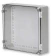 WPCP404013T Cubo W 400 x 400 x 132, с петлями и замками, прозрачная крышка, PC, IP66
