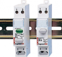 044 58, Control switch 1 make contact + 1 break contact 250 VAC, Legrand
