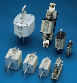 2021013.10, NH gG AC 690 V LV-Fuse-Link with Knife contacts 10A, Siba